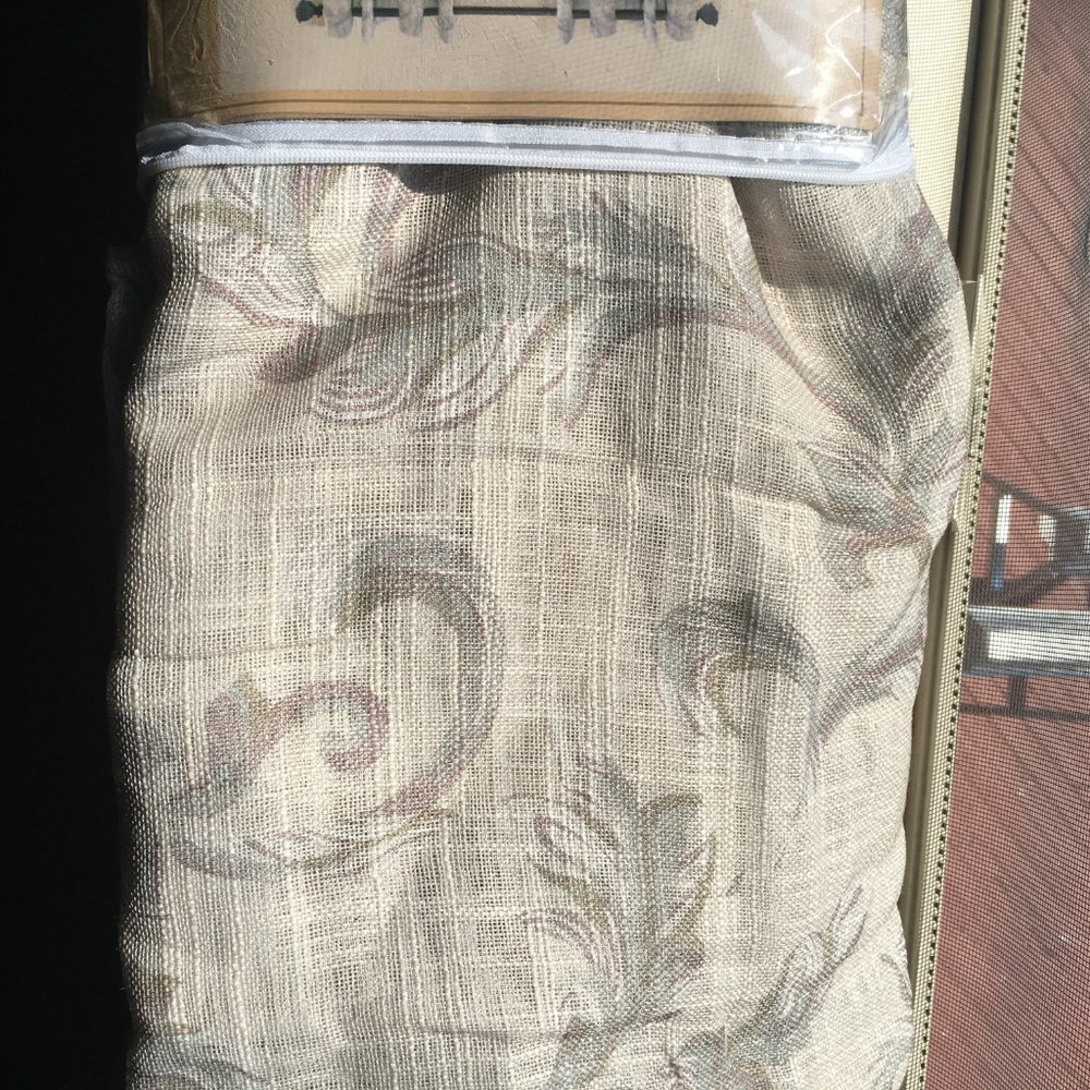 Curtains 2 panels - Picture 5 of 6